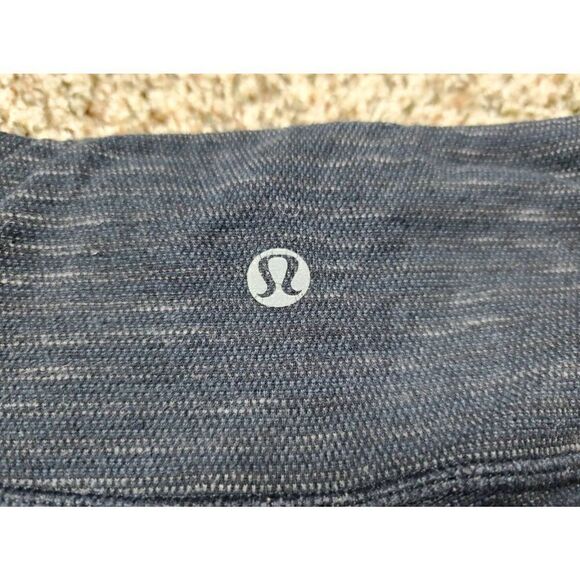 Lululemon |  - Picture 3 of 4